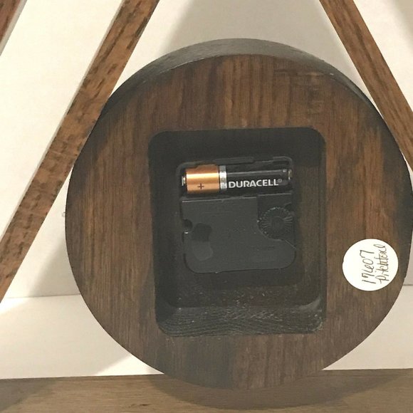 Vintage Quality Heirloom Triangular Clock Wooden - Picture 6 of 8